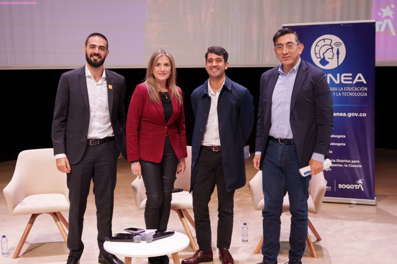 La educación digital se transforma en Bogotá: Distrito lanza Academia Atenea, una plataforma que ofrece más de 680 cursos