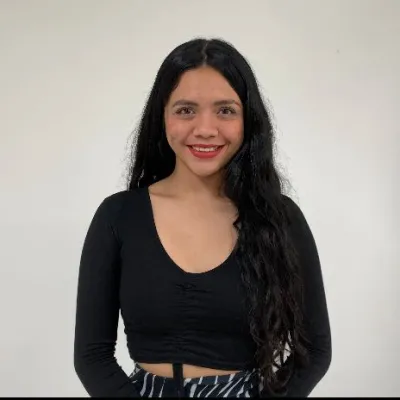 Dayanna Gutiérrez, un testimonio inspirador de determinación, pasión y deseo de hacer del mundo un lugar más bello a través del arte